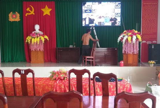 BẢNG HIỆU HỘI TRƯỜNG
